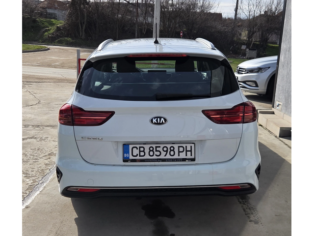 Kia Ceed 72 000km. 1.6 CRDi (115 Hp) - автомобили, коли, обяви за нови и употребявани 4
