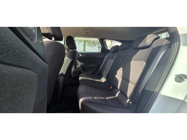 Kia Ceed 72 000km. 1.6 CRDi (115 Hp) - автомобили, коли, обяви за нови и употребявани 9