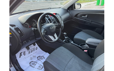 Kia Ceed 1.4i-90-FEIS-ITALIA - автомобили, коли, обяви за нови и употребявани 11