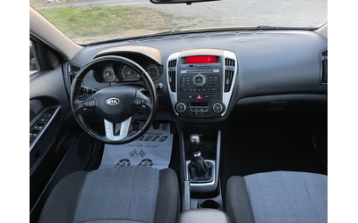 Kia Ceed 1.4i-90-FEIS-ITALIA - автомобили, коли, обяви за нови и употребявани 7