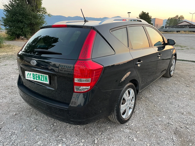 Kia Ceed 1.4i-90-FEIS-ITALIA - автомобили, коли, обяви за нови и употребявани 8