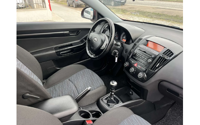 Kia Ceed 1.4I 109кс EURO 4 КЛИМАТИК - автомобили, коли, обяви за нови и употребявани 10