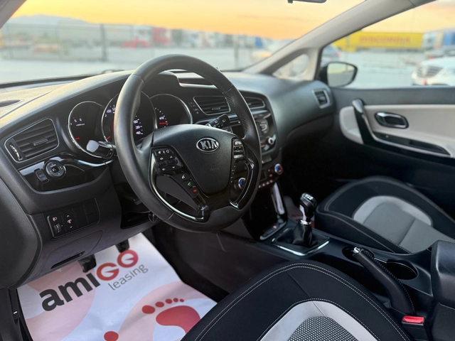 Kia Ceed 1.6 CRDI - автомобили, коли, обяви за нови и употребявани 10