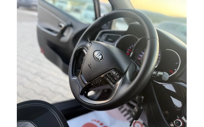 Kia Ceed 1.6 CRDI - автомобили, коли, обяви за нови и употребявани 14