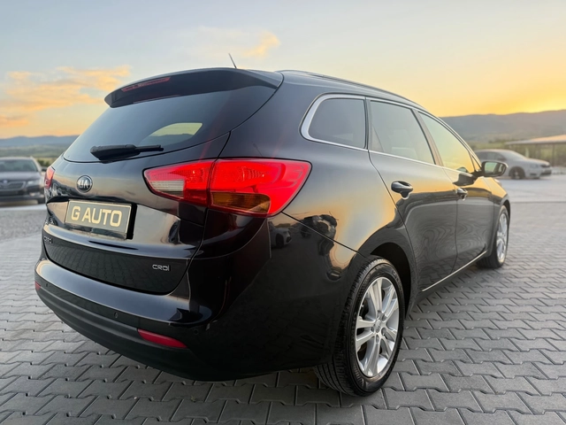 Kia Ceed 1.6 CRDI - автомобили, коли, обяви за нови и употребявани 4