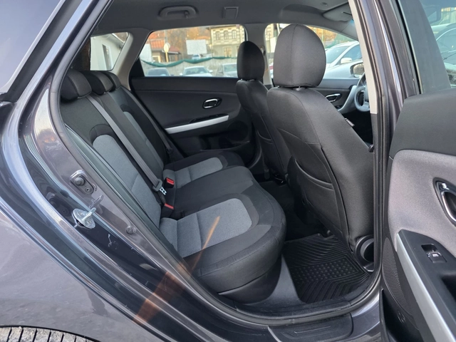 Kia Ceed 1.6 CRDI 136 К.С. АВТОМАТ / НАВИ / КАМЕРА - автомобили, коли, обяви за нови и употребявани 10