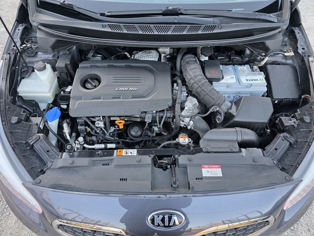 Kia Ceed 1.6 CRDI 136 К.С. АВТОМАТ / НАВИ / КАМЕРА - автомобили, коли, обяви за нови и употребявани 16