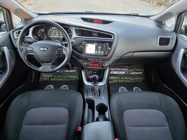 Kia Ceed 1.6 CRDI 136 К.С. АВТОМАТ / НАВИ / КАМЕРА - автомобили, коли, обяви за нови и употребявани 7
