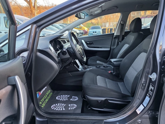 Kia Ceed 1.6 CRDI 136 К.С. АВТОМАТ / НАВИ / КАМЕРА - автомобили, коли, обяви за нови и употребявани 8