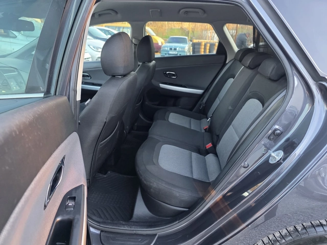 Kia Ceed 1.6 CRDI 136 К.С. АВТОМАТ / НАВИ / КАМЕРА - автомобили, коли, обяви за нови и употребявани 9