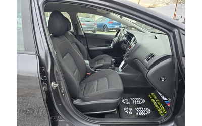 Kia Ceed 1.4 CRDI 90 К.С. / КЛИМА / ЕВРО 5 - автомобили, коли, обяви за нови и употребявани 11