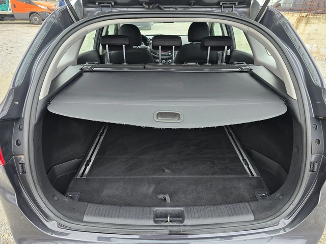 Kia Ceed 1.4 CRDI 90 К.С. / КЛИМА / ЕВРО 5 - автомобили, коли, обяви за нови и употребявани 14