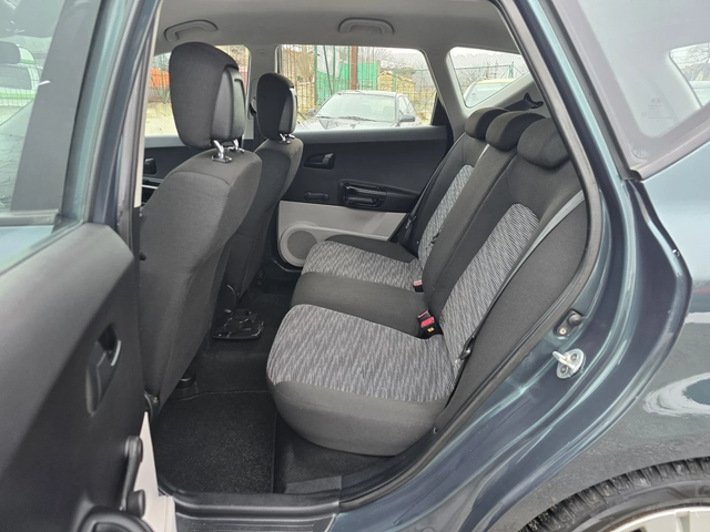 Kia Ceed 1.4 i 90 К.С. КЛИМАТИК/ НОВИ ГУМИ - автомобили, коли, обяви за нови и употребявани 9