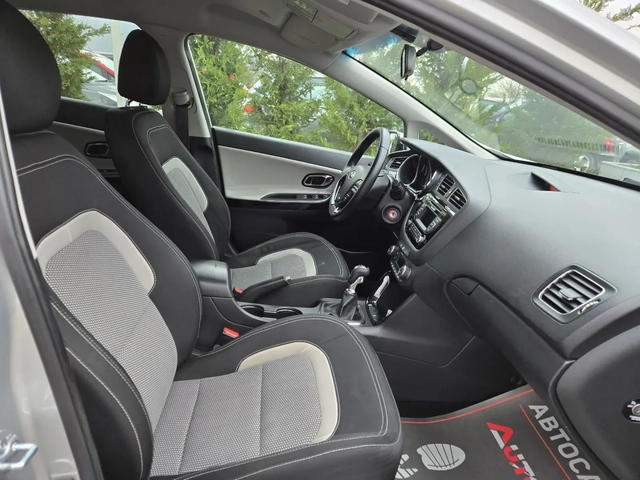 Kia Ceed 1.6CRDI-128кс= 6СКОРОСТИ= КЛИМАТРОНИК= АВТОПИЛОТ - автомобили, коли, обяви за нови и употребявани 14
