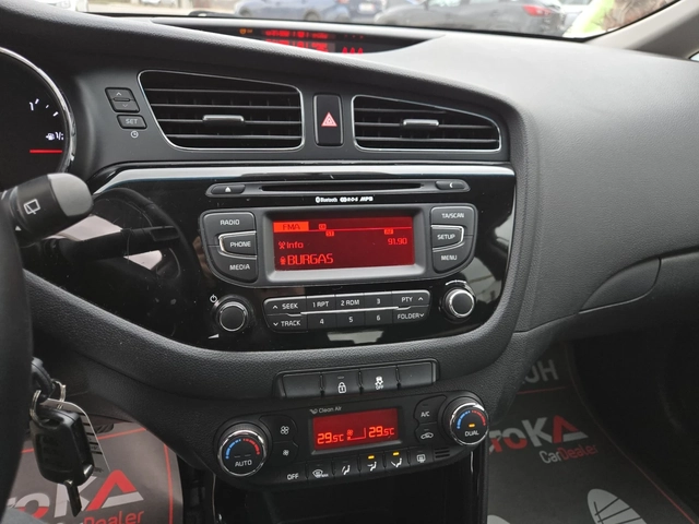 Kia Ceed 1.6CRDI-128кс= 6СКОРОСТИ= КЛИМАТРОНИК= АВТОПИЛОТ - автомобили, коли, обяви за нови и употребявани 15