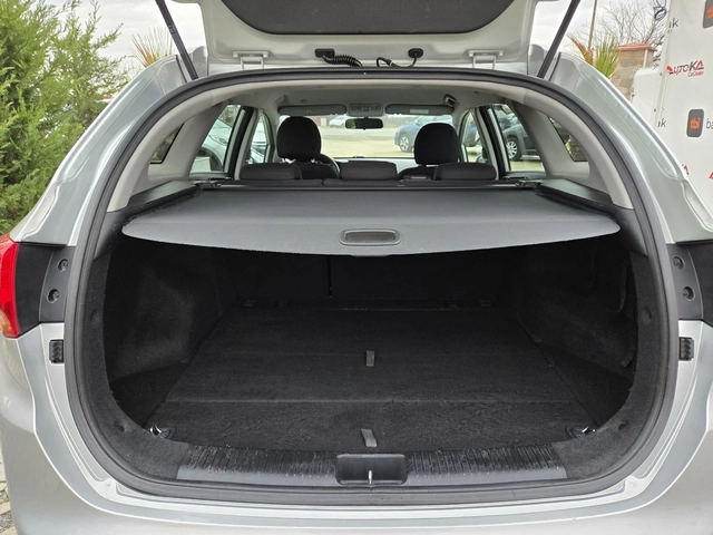 Kia Ceed 1.6CRDI-128кс= 6СКОРОСТИ= КЛИМАТРОНИК= АВТОПИЛОТ - автомобили, коли, обяви за нови и употребявани 9