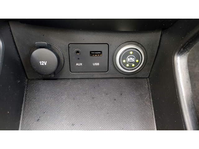 Kia Ceed Facelift - автомобили, коли, обяви за нови и употребявани 13