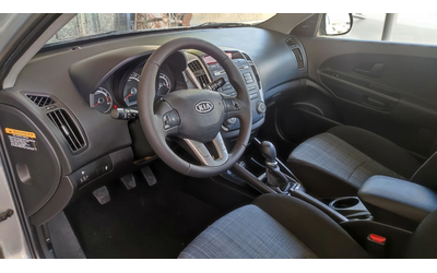 Kia Ceed Facelift - автомобили, коли, обяви за нови и употребявани 17