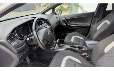 Kia Ceed GT Line - автомобили, коли, обяви за нови и употребявани 9