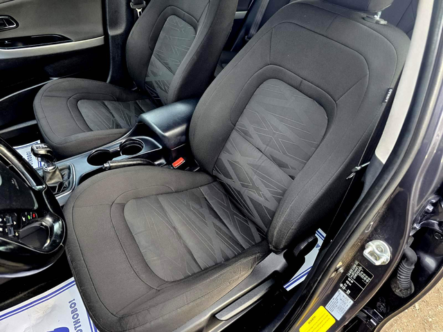 Kia Ceed KATO НОВ/1.6i/135hp - автомобили, коли, обяви за нови и употребявани 8