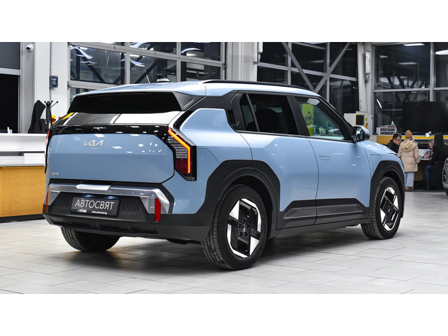 Kia EV3 AIR 81.4 kWh Long Range - автомобили, коли, обяви за нови и употребявани 5
