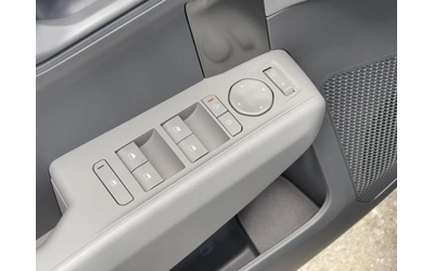 Kia EV3 AIR 58.3kwh DISTRONIC Keyless Winter Package B/S - автомобили, коли, обяви за нови и употребявани 14