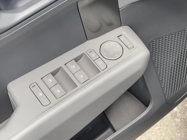 Kia EV3 AIR 58.3kwh DISTRONIC Keyless Winter Package B/S - автомобили, коли, обяви за нови и употребявани 14