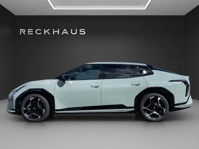 Kia EV4 FASTBACK 81kWh GT-Line PANO Warranty! - автомобили, коли, обяви за нови и употребявани 2