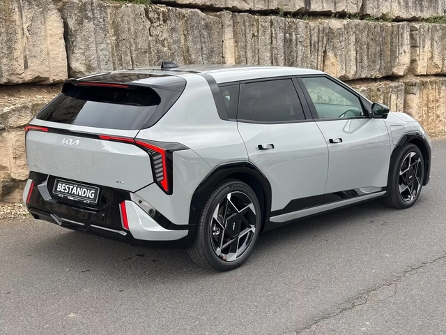 Kia EV4 GT-LINE Kia Certificate! All Options / Warranty - автомобили, коли, обяви за нови и употребявани 4