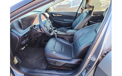 Kia EV6 LIGHT - автомобили, коли, обяви за нови и употребявани 6