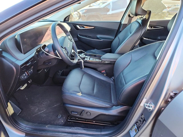 Kia EV6 LIGHT - автомобили, коли, обяви за нови и употребявани 6