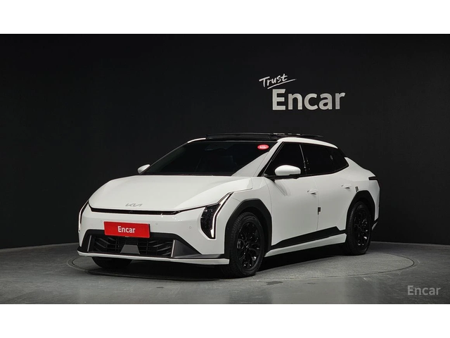 Kia EV6 EV4* LONG RANGE* 2WD* - автомобили, коли, обяви за нови и употребявани 0