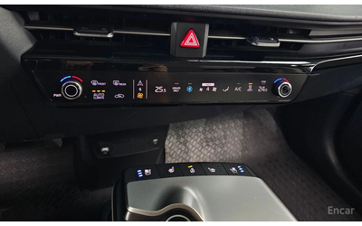 Kia EV6 * 4WD* КОЖА* ПОДГРЕВ* ОБДУХВАНЕ* КАМЕРА* - автомобили, коли, обяви за нови и употребявани 13