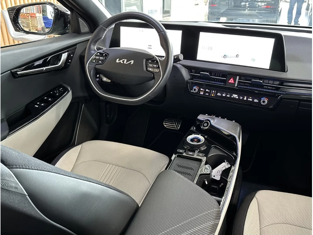 Kia EV6 GT-Line* 4WD* 77, 4kWh* Meridian - автомобили, коли, обяви за нови и употребявани 6