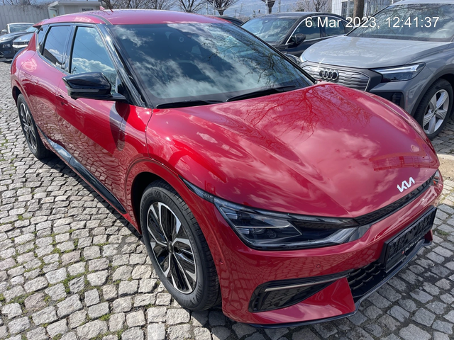Kia EV6 GT-LINE\77KW\4X4\15KM - автомобили, коли, обяви за нови и употребявани 0