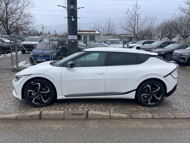 Kia EV6 GT-LINE\77KW\4X4\15KM - автомобили, коли, обяви за нови и употребявани 3