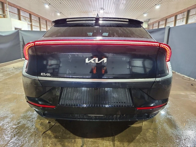 Kia EV6 WIND - автомобили, коли, обяви за нови и употребявани 5
