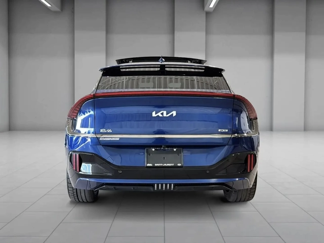 Kia EV6 2023 Kia EV6 GT - автомобили, коли, обяви за нови и употребявани 3