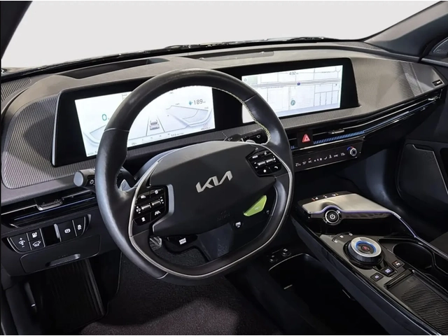 Kia EV6 2023 Kia EV6 GT - автомобили, коли, обяви за нови и употребявани 5