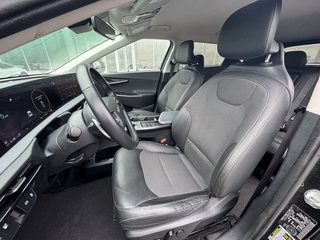 Kia EV6 RWD* КОЖА* 500KM ПРОБЕГ - автомобили, коли, обяви за нови и употребявани 7