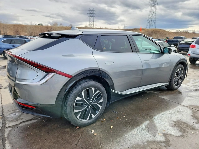 Kia EV6 Wind AWD + Technology Package - автомобили, коли, обяви за нови и употребявани 2