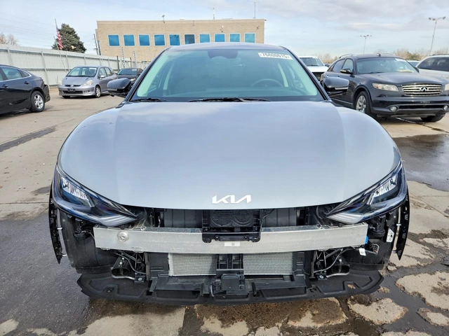 Kia EV6 Wind AWD + Technology Package - автомобили, коли, обяви за нови и употребявани 4