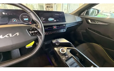 Kia EV6 2024 GT* 39 000km* Фиксирана цена - автомобили, коли, обяви за нови и употребявани 8