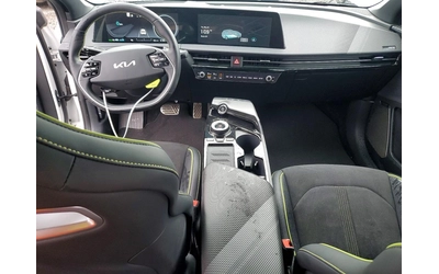 Kia EV6 2023 KIA EV6 GT - автомобили, коли, обяви за нови и употребявани 8