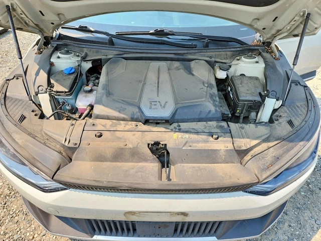 Kia EV6 Light Long Range AWD - автомобили, коли, обяви за нови и употребявани 11
