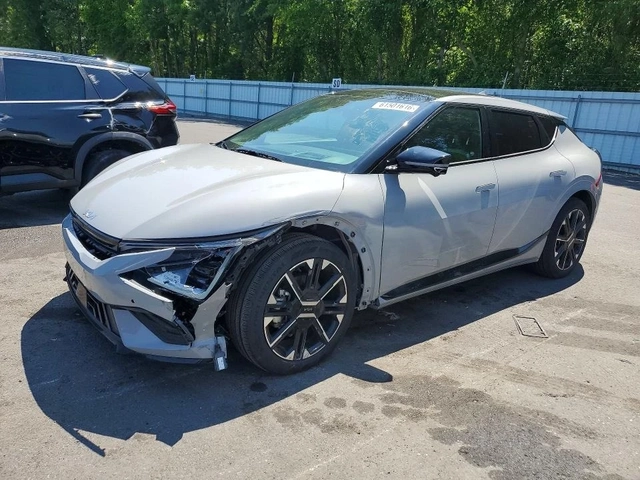 Kia EV6 GT-Line - автомобили, коли, обяви за нови и употребявани 0