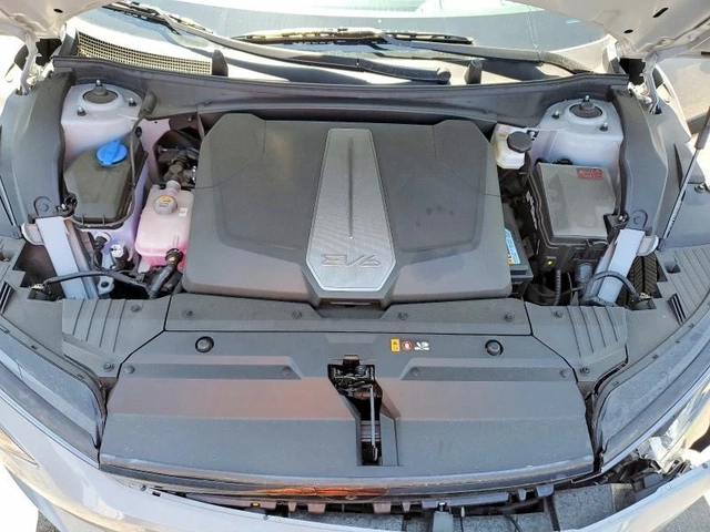 Kia EV6 GT-Line - автомобили, коли, обяви за нови и употребявани 11