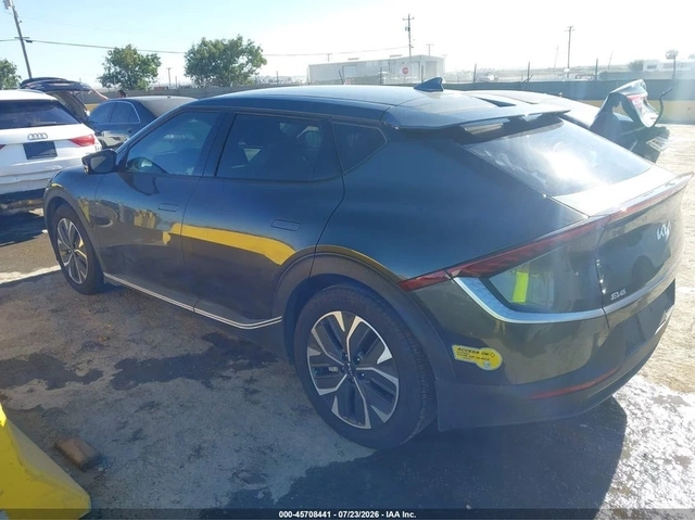 Kia EV6 Light - автомобили, коли, обяви за нови и употребявани 1