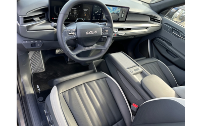 Kia EV9 GT-line - автомобили, коли, обяви за нови и употребявани 8