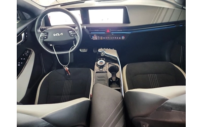 Kia EV9 GT LINE | 4X4 - автомобили, коли, обяви за нови и употребявани 7